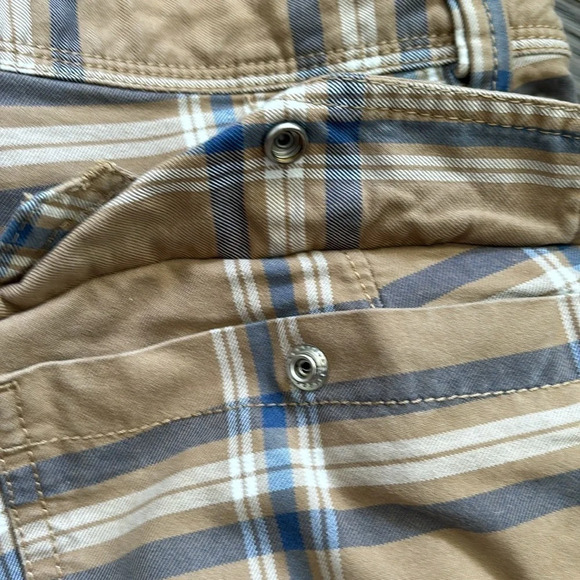Diesel | Vintage early 2000’s checkered tan and blue cargo shorts - Picture 12 of 13